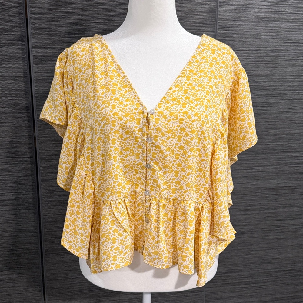 Entro Yellow and White Ruffled Crop Top/Blouse